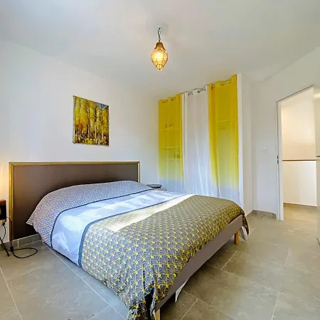 Villa - Mas Des Legendes - Avignon En Provence - *